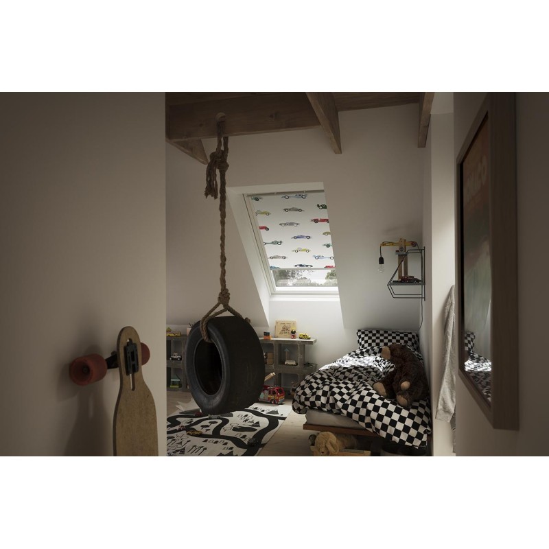 Вътрешен контрол на светлината за омекотяване. Бърз и лесен монтаж.